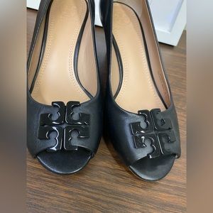 Tory Burch Black Peep Toe Leather Wedges 5.5 - Lowell 2